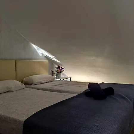 Centro (adults Only) *