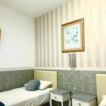 Hostel Centro (adults Only) *