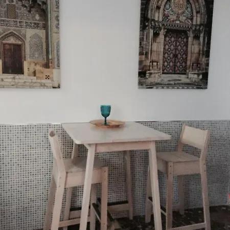 Hostel Centro (adults Only) *