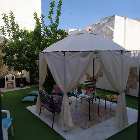 Centro (adults Only) *